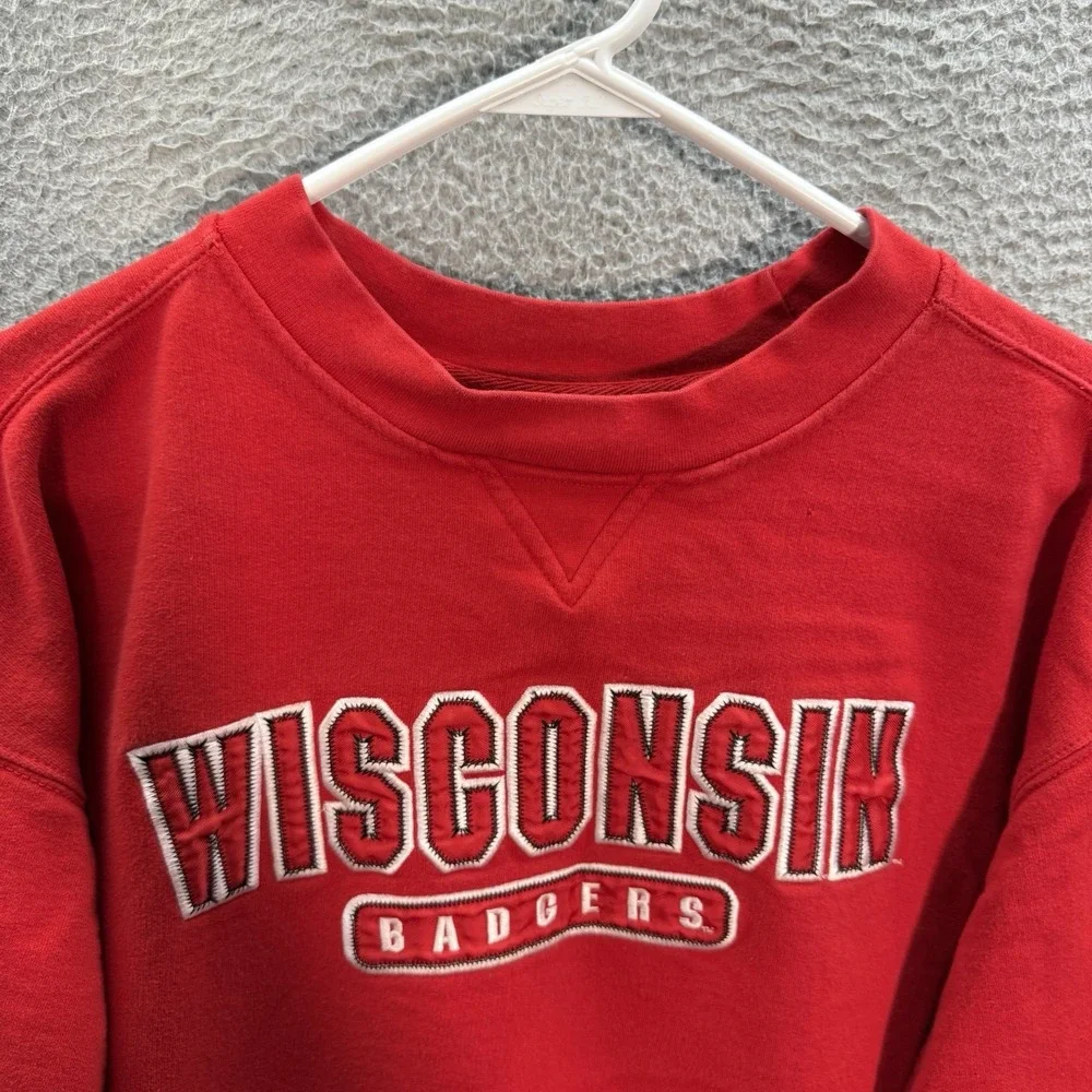 Vintage‎ Wisconsin Badgers Sweatshirt Adult Large Red Crewneck Embroidered Y2K